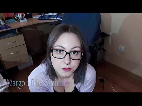 ❤️ Moza sexy con lentes chupa un consolador profundamente ante a cámara ️ Vídeo porno en % gl.klassikaprint.ru % ❌️❤